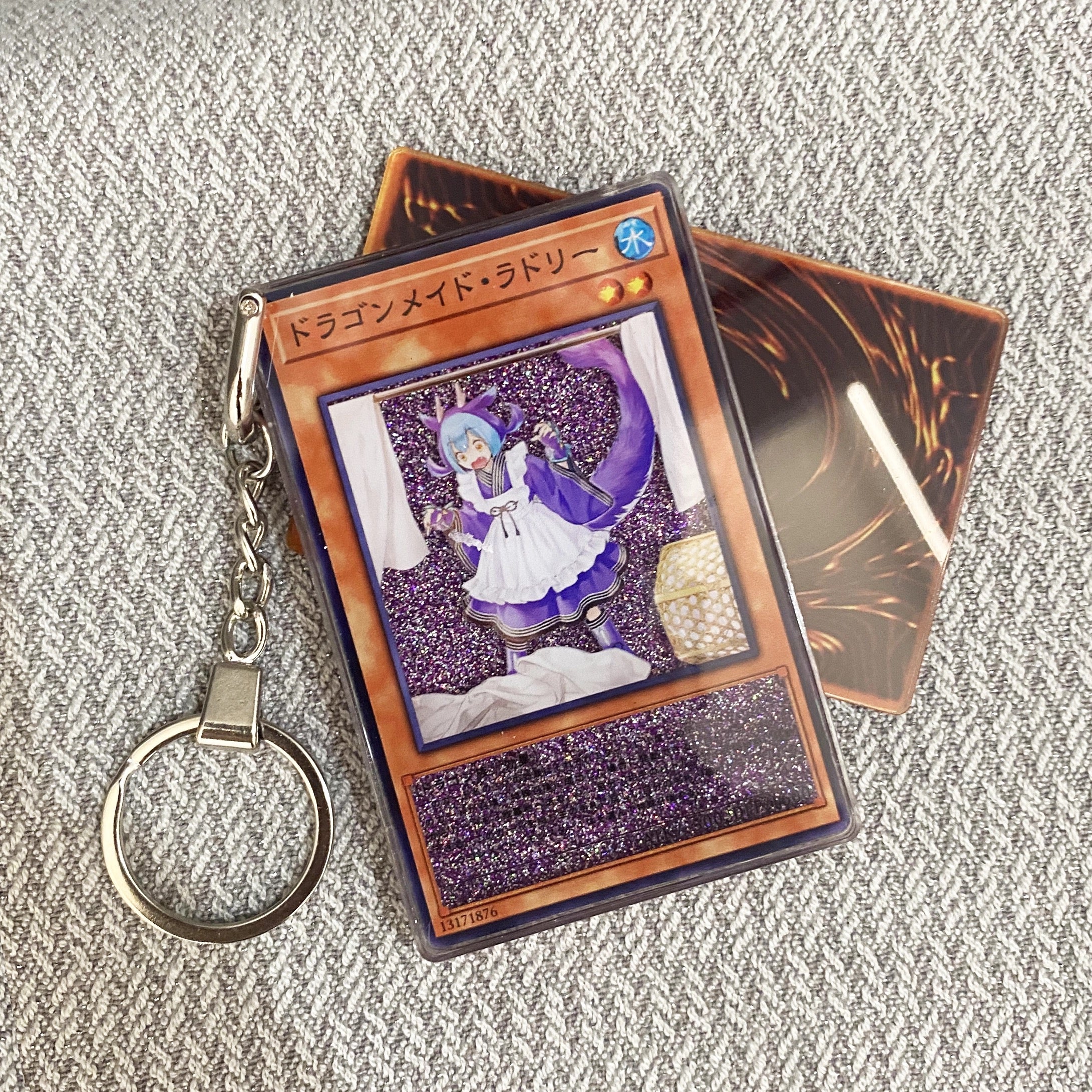 Laundry Dragonmaid YU-GI-OH Cards Premium Liquid Motion Keychain,A Perfect Gift for YU-GI-OH fans